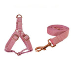 Stijlvolle Bloemmotief Hondenset Met Halsband, Harnas, Riem en Bloemenaccessoire - Ruffy