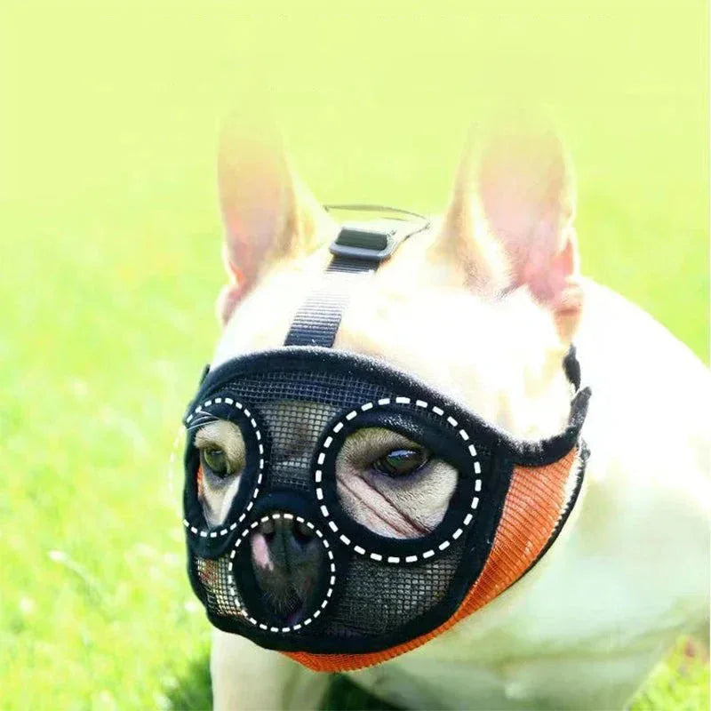 Verstelbare nylon snuit voor honden met platte snuit. Comfortabel ademend ontwerp voor veiligheid en training - Ruffy