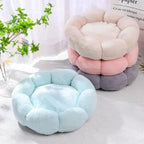 Luxe bloemvormig huisdierenbed met zacht katoen Machinewasbaar duurzaam ontwerp in meerdere kleuren - Ruffy