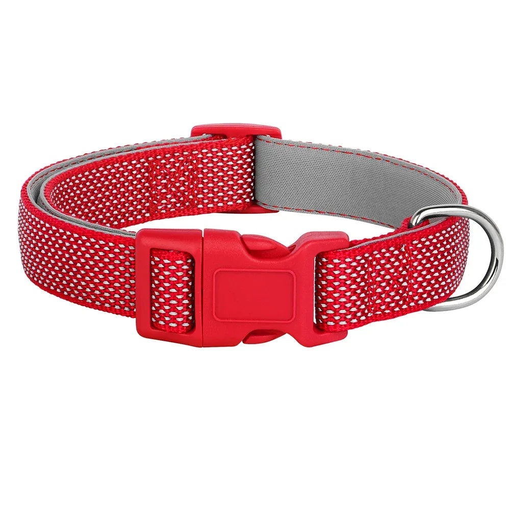 Reflecterende nylon hondenhalsband met verstelbare pasvorm voor kleine tot grote honden Duurzaam en ademend voor nachtelijke wandelingen - Ruffy