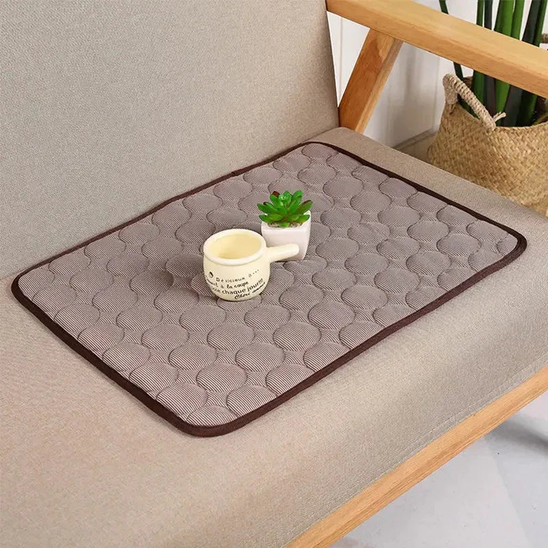 Zelfkoelende mat voor honden en katten Draagbare, niet-giftige zomerkoelmat Gemakkelijk schoon te maken Meerdere maten - Ruffy