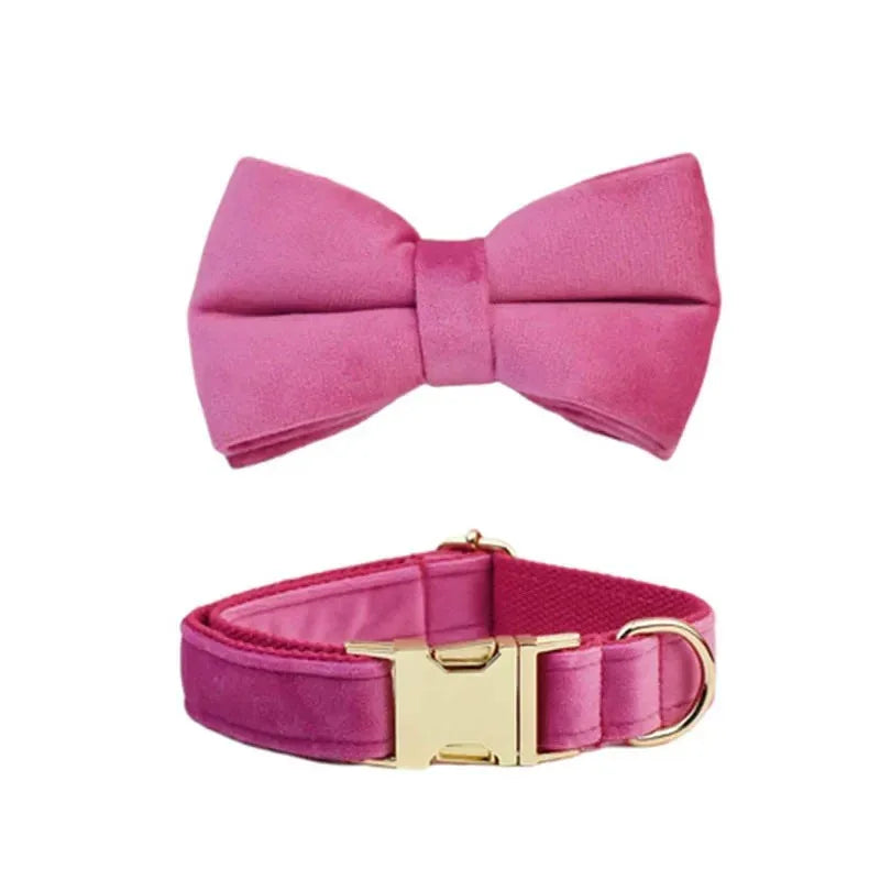 Luxe hondenset met gepersonaliseerde ID-tag inclusief fleece halsband riem harnas afneembare strik en bloem roze XS-L - Ruffy