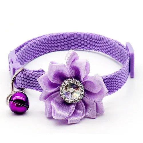 Wholesale 100 stuks verstelbare bloem halsband hond Puppy Tuig kat huisdier halsband release gesp schattig voor Puppy ketting met bel - Ruffy