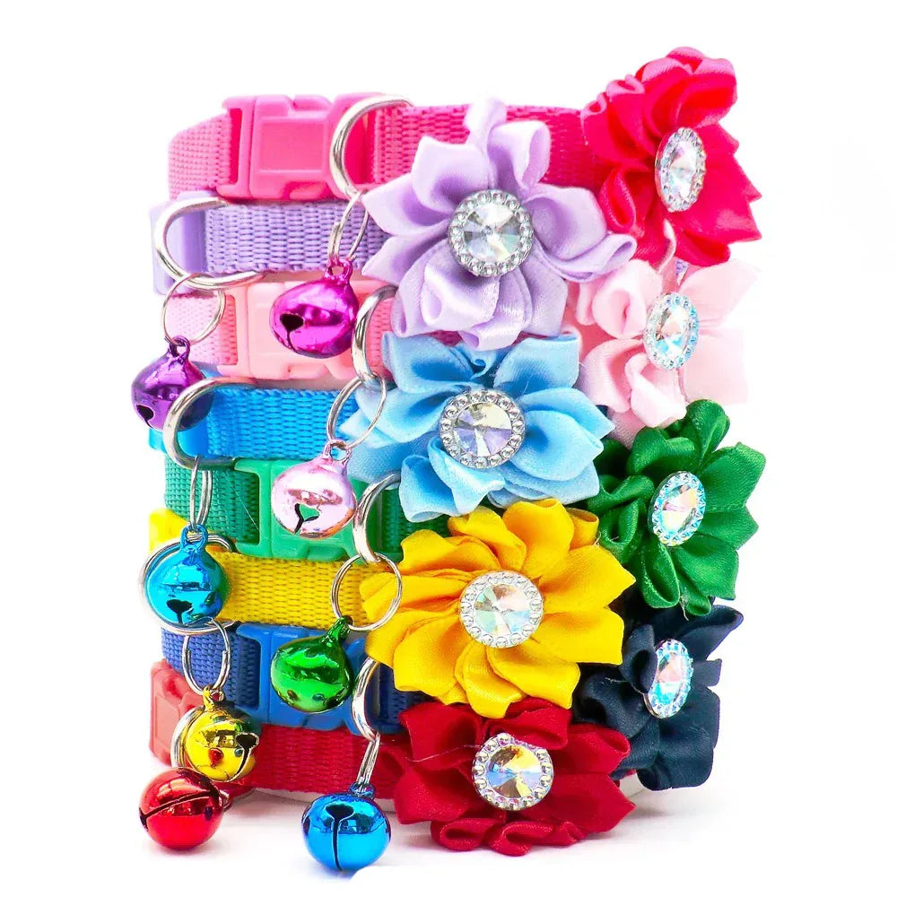 Wholesale 100 stuks verstelbare bloem halsband hond Puppy Tuig kat huisdier halsband release gesp schattig voor Puppy ketting met bel - Ruffy