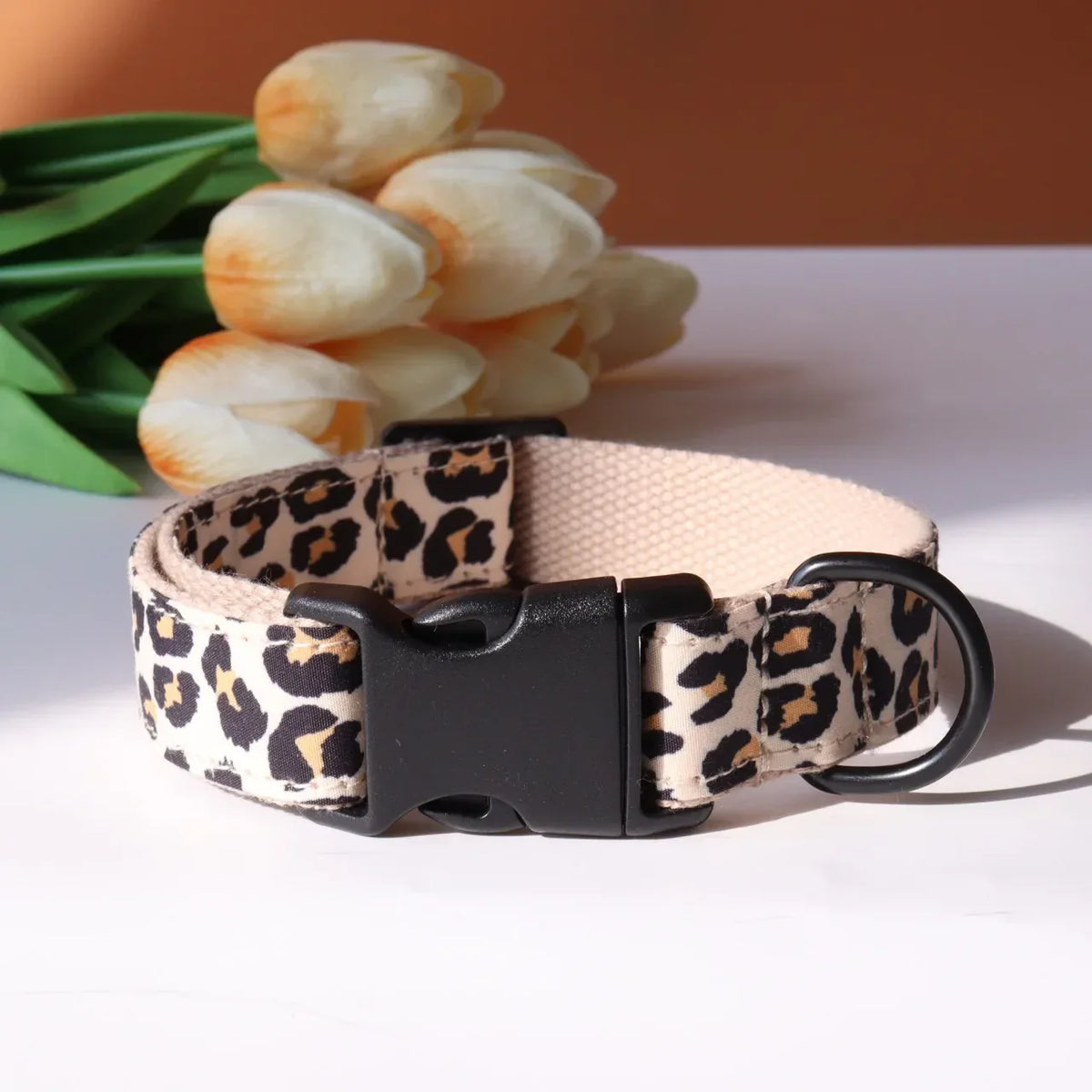 Gepersonaliseerde dierenhalsband met snelsluiting 100% katoen Duurzaam ontwerp met dierenprint - Ruffy