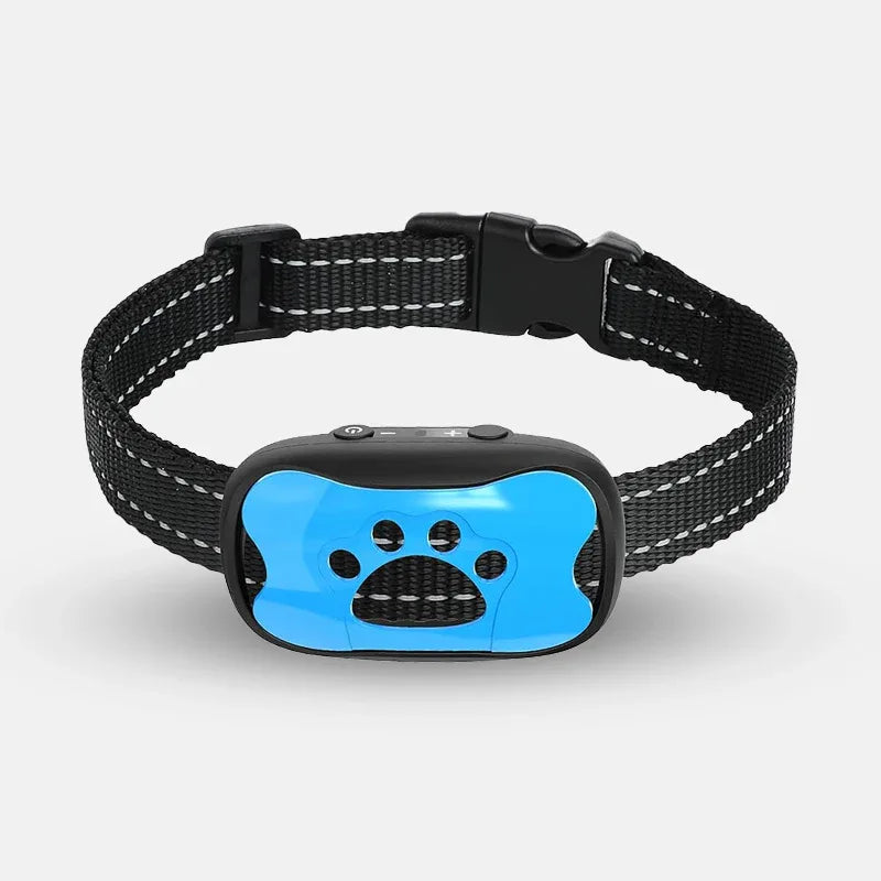 Blafband voor kleine honden trillend tegen blaffen