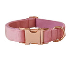 Stijlvolle Bloemmotief Hondenset Met Halsband, Harnas, Riem en Bloemenaccessoire - Ruffy