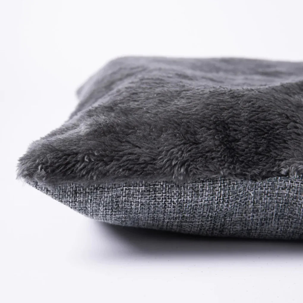 Kattengrot Halfgesloten Design Pluche Comfort Duurzaam Gemakkelijk Schoon te Maken Beschikbaar in S M L - Ruffy